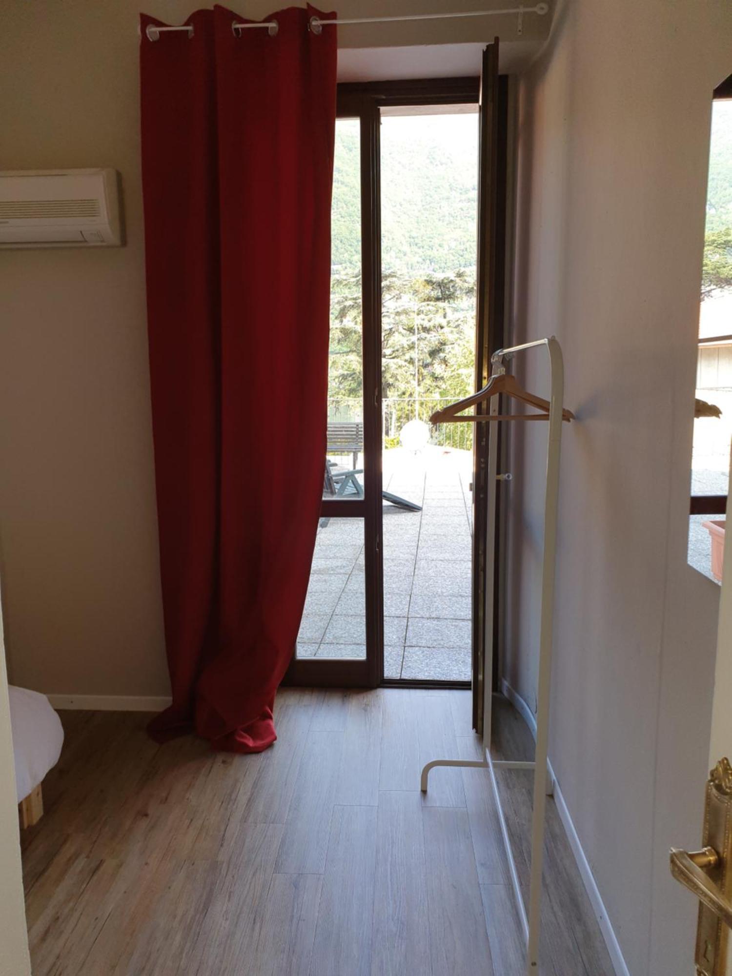 Voi Da Noi Intero Appartamento Con Parcheggio Privato Torno Exterior foto